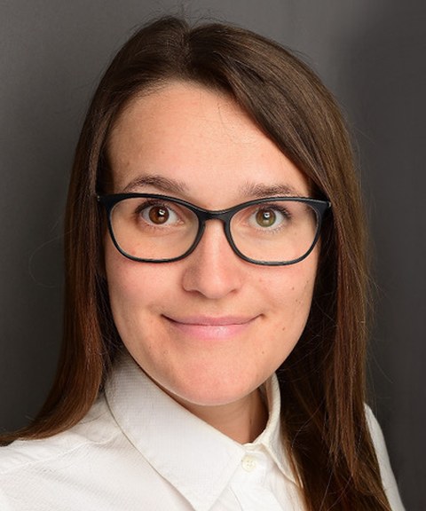 Portrait of Vera Schmitt, Professor at Johannes Gutenberg University Mainz